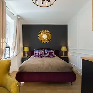Basilica Mariacka Apartment